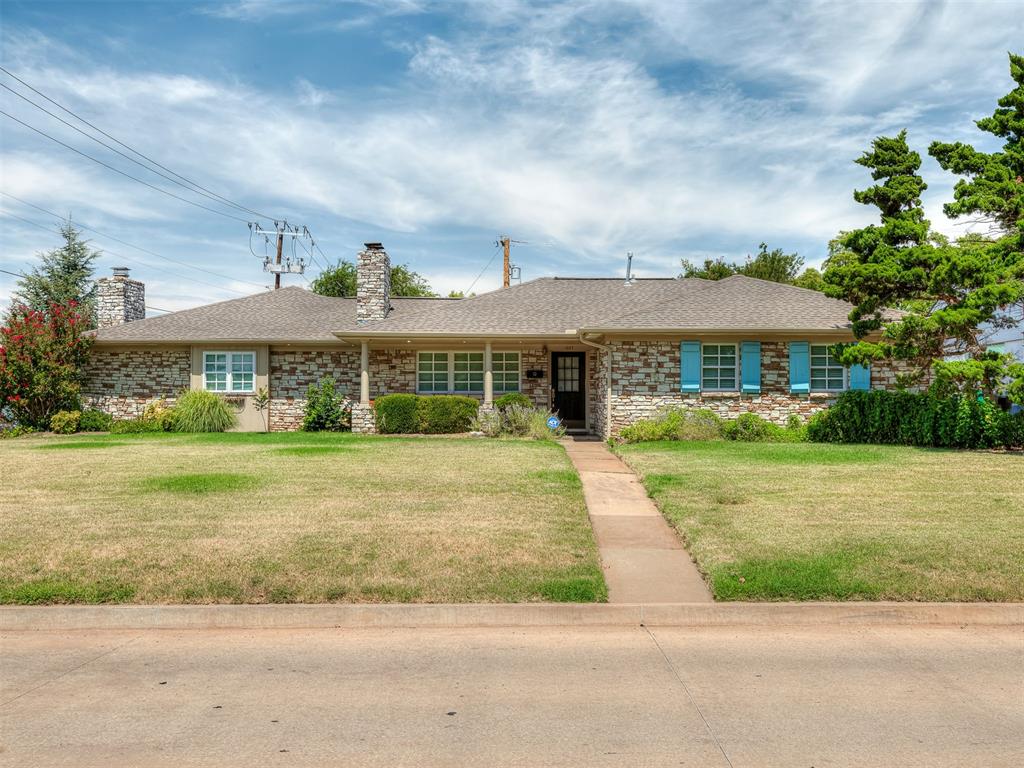 1327 W Wilshire Boulevard Property Photo 2