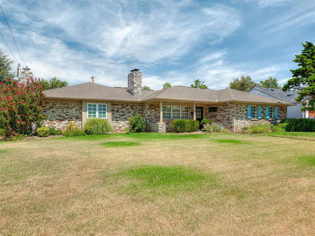 1327 W Wilshire Boulevard Property Photo 3