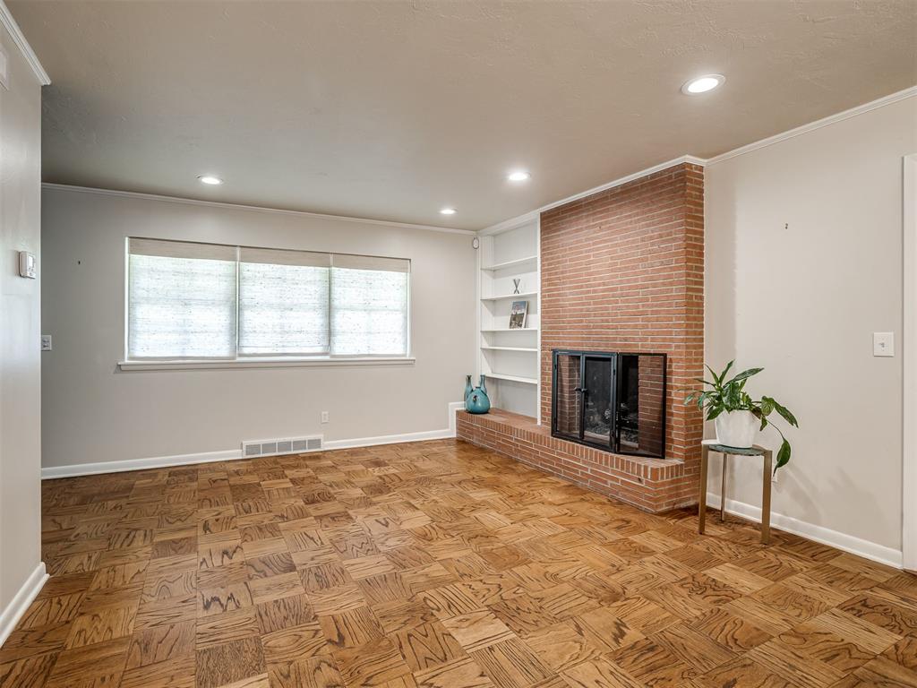 1327 W Wilshire Boulevard Property Photo 4