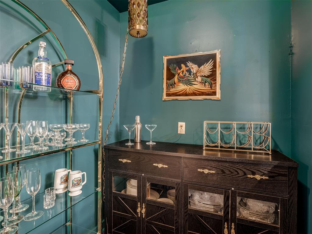 1327 W Wilshire Boulevard Property Photo 12