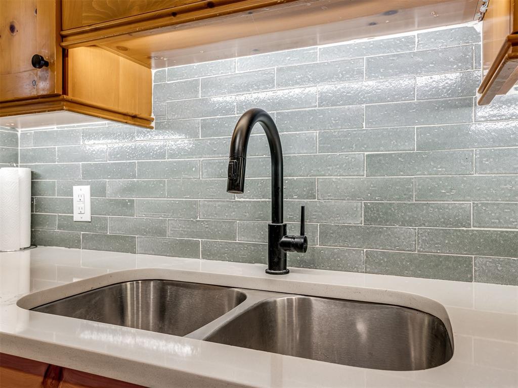 1327 W Wilshire Boulevard Property Photo 19