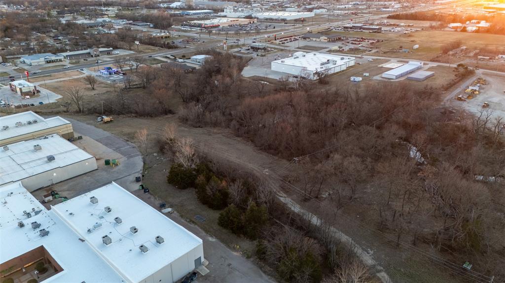 1200 Lonne Abbott Boulevard Property Photo 16