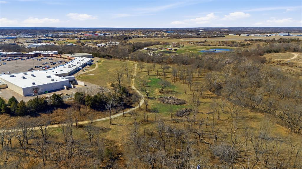 1200 Lonne Abbott Boulevard Property Photo 37