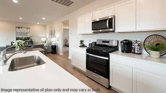 10405 Red Thistle Drive Property Photo 8