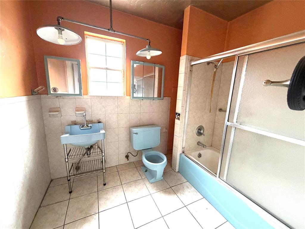2101 Nw 27th Street Property Photo 8