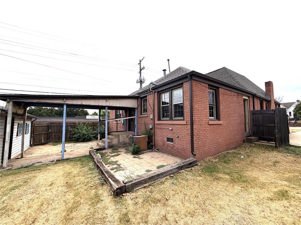 2101 Nw 27th Street Property Photo 13