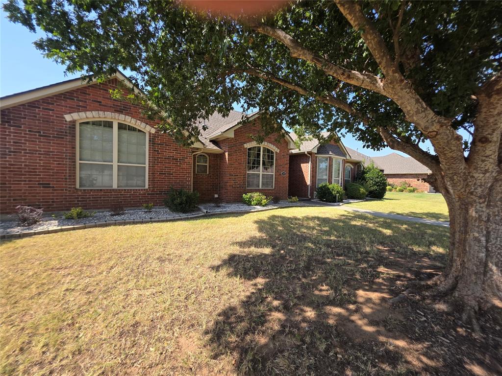 2416 Birmingham Drive Property Photo 1