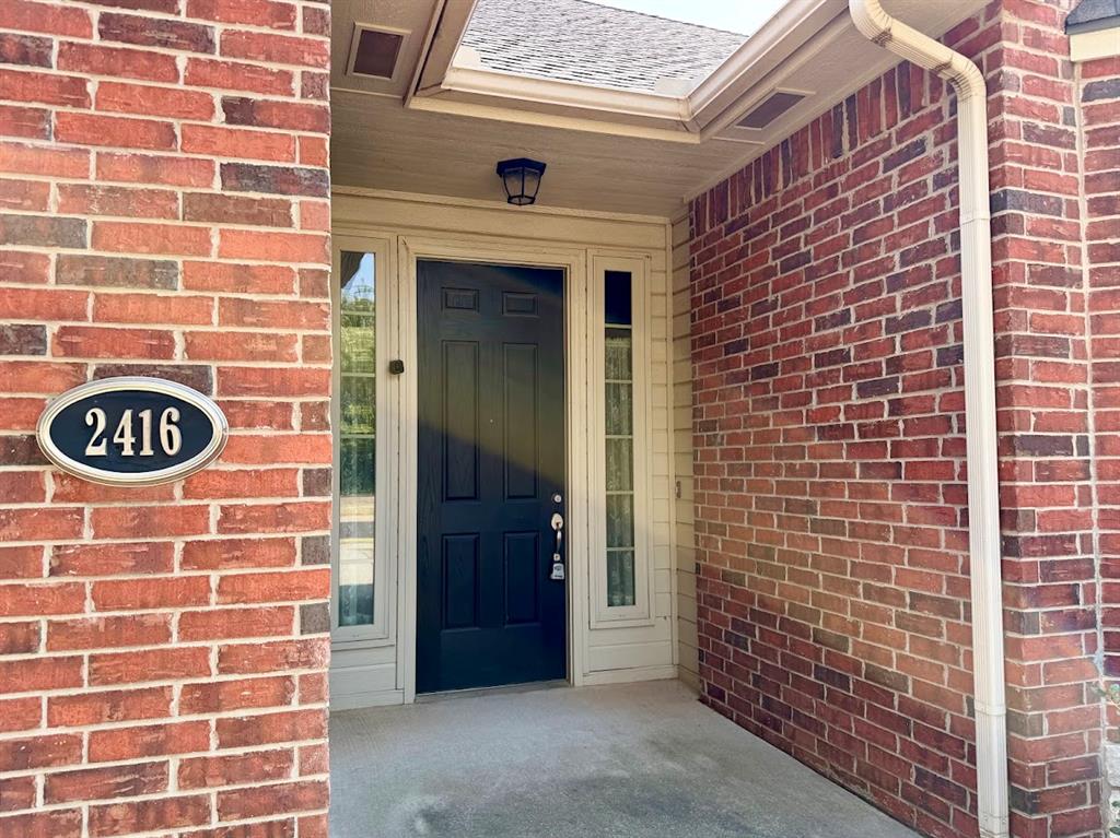 2416 Birmingham Drive Property Photo 1
