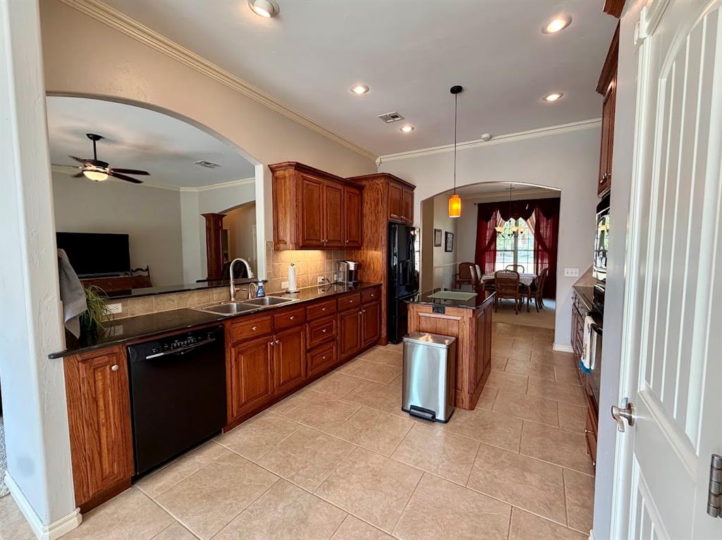 2416 Birmingham Drive Property Photo 25