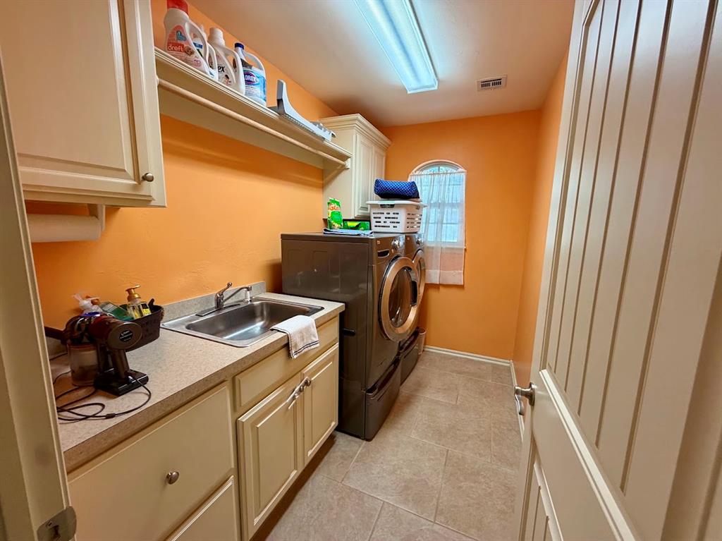 2416 Birmingham Drive Property Photo 34