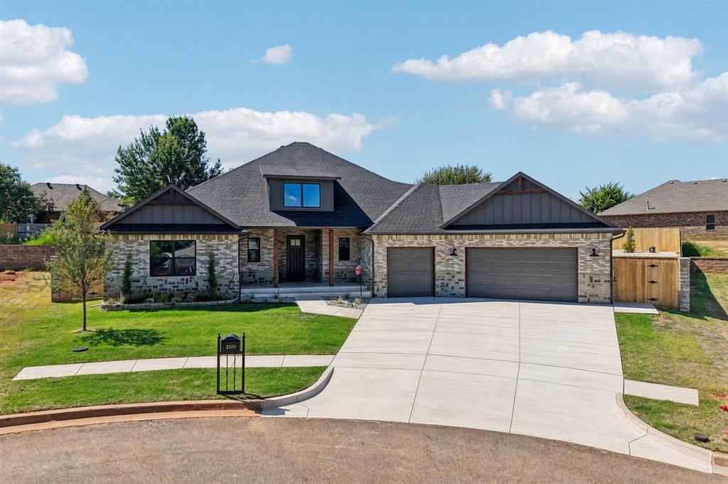 2100 Ingels Circle Property Photo 2