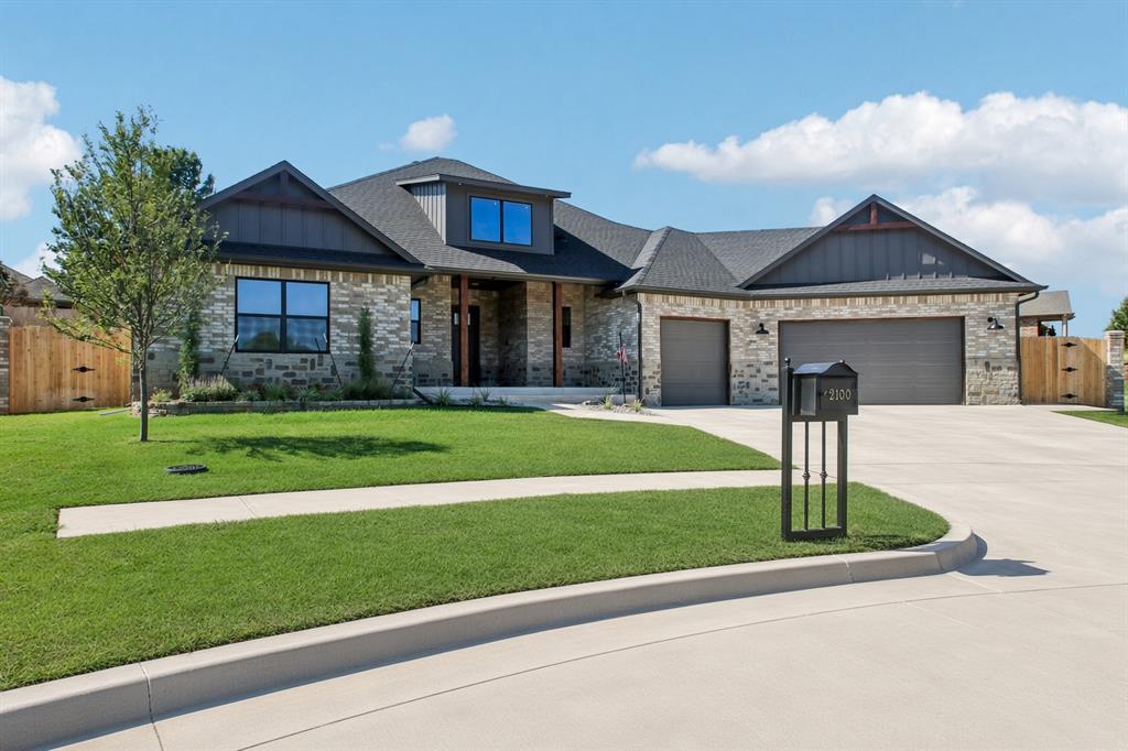 2100 Ingels Circle Property Photo 3