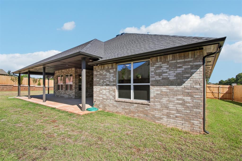 2100 Ingels Circle Property Photo 38