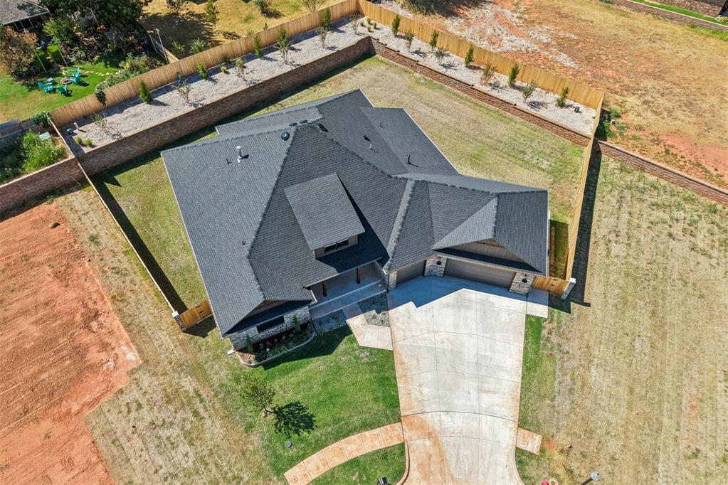 2100 Ingels Circle Property Photo 39