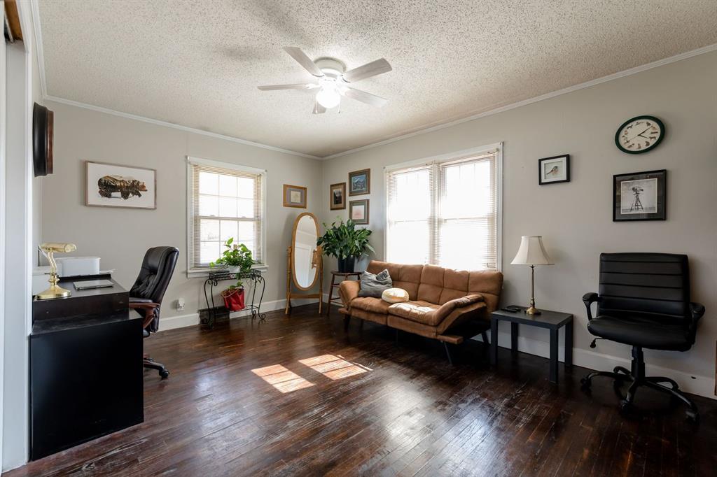 328 W Country Club Boulevard Property Photo 10