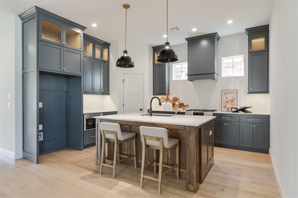 1917 Parkwood Avenue Property Photo 10