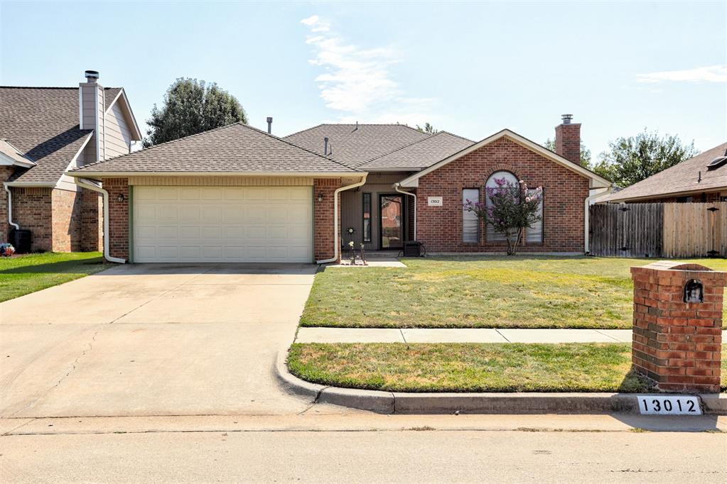 13012 Cloverleaf Lane Property Photo 1