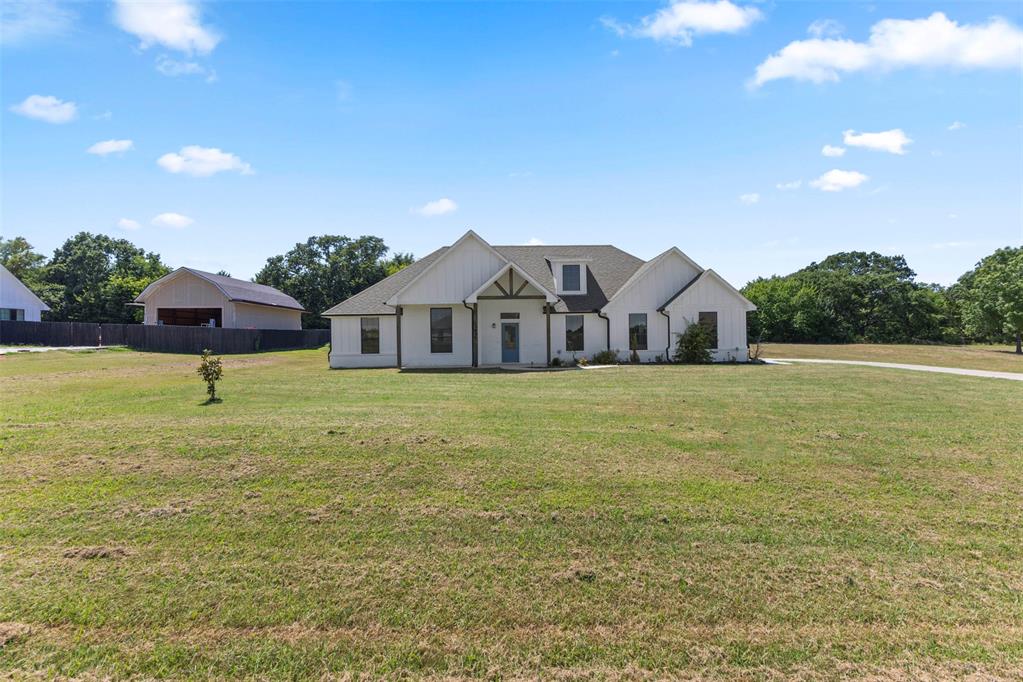 11939 County Road 3513 Loop