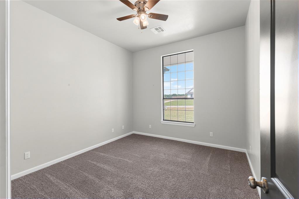 11939 County Road 3513 Loop Property Photo 25