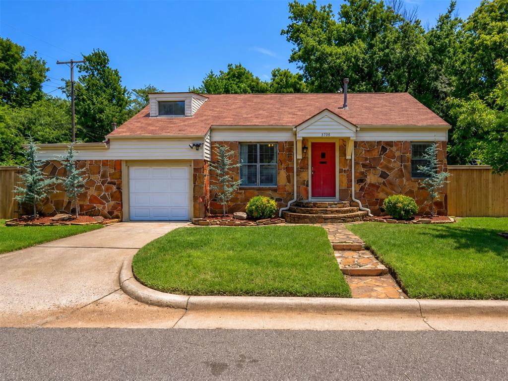 1246025 Property Photo 2