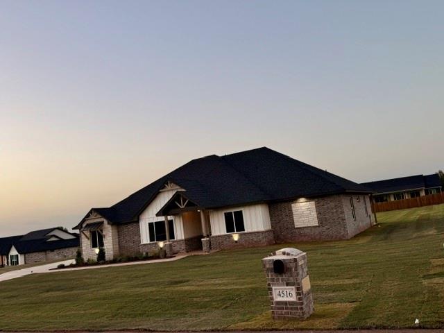 4516 Janie Way Property Photo 3