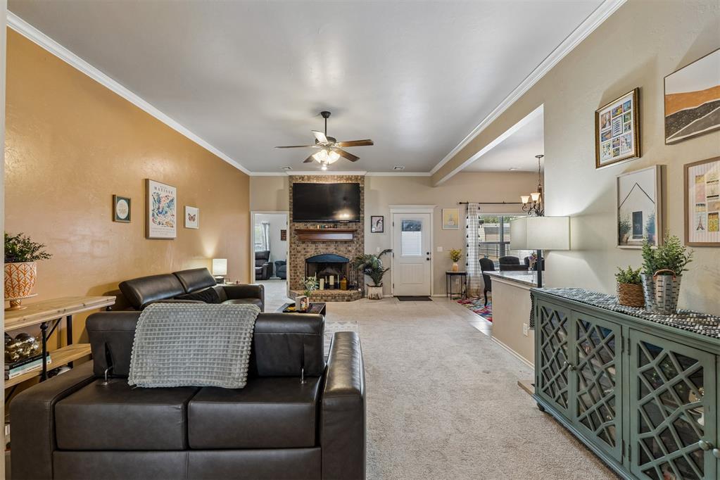 4860 Ash St Ne Property Photo 10