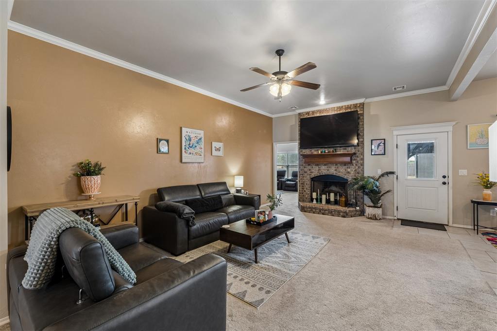 4860 Ash St Ne Property Photo 11