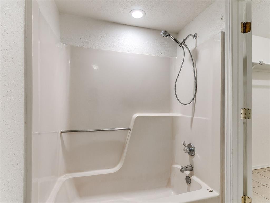 2808 Shoreridge Avenue 2810 Property Photo 11