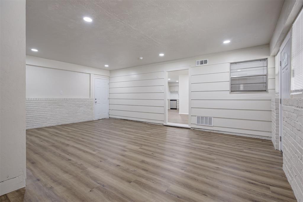 2741 Sw 60th Street Property Photo 4