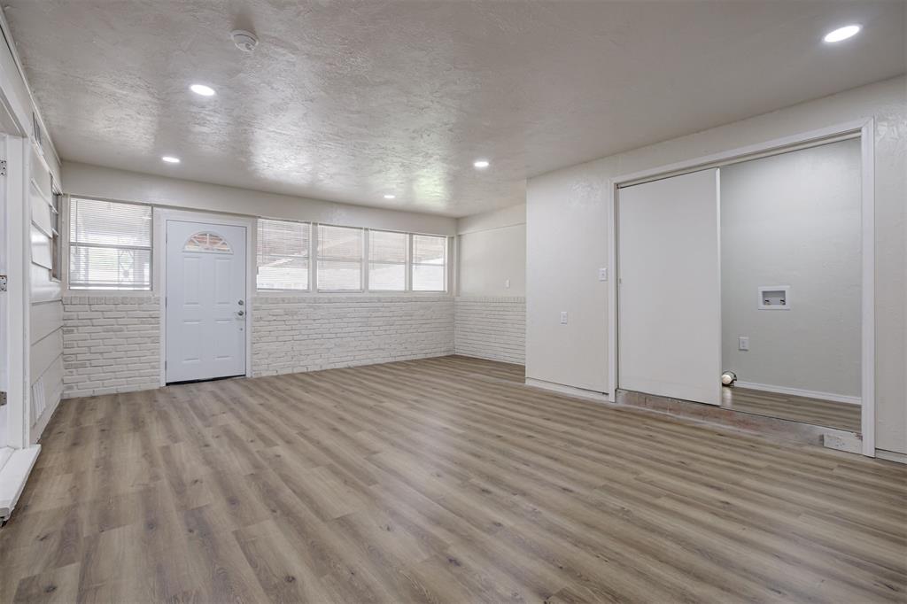 2741 Sw 60th Street Property Photo 5