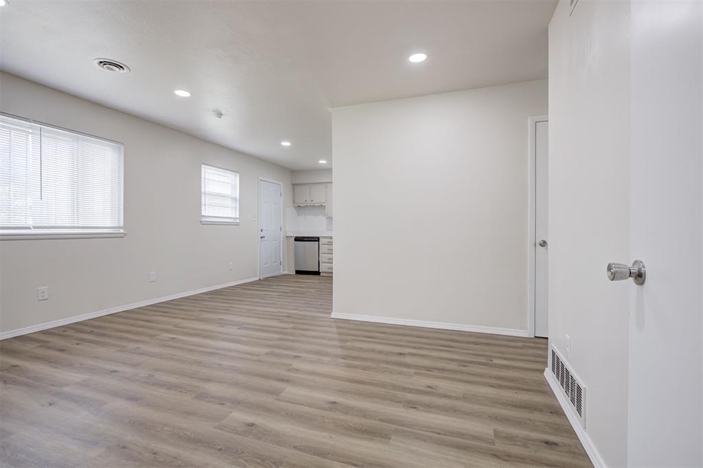 2741 Sw 60th Street Property Photo 8