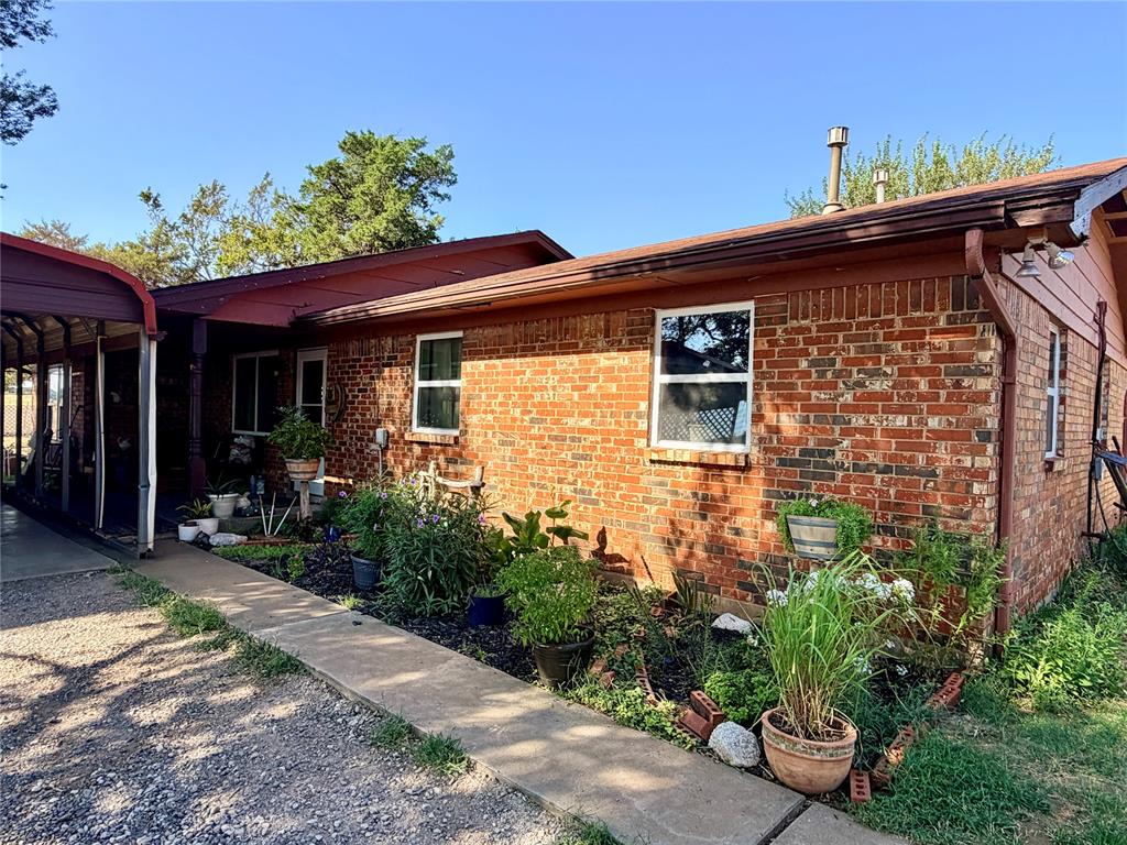 25727 Highway 8 Property Photo 4