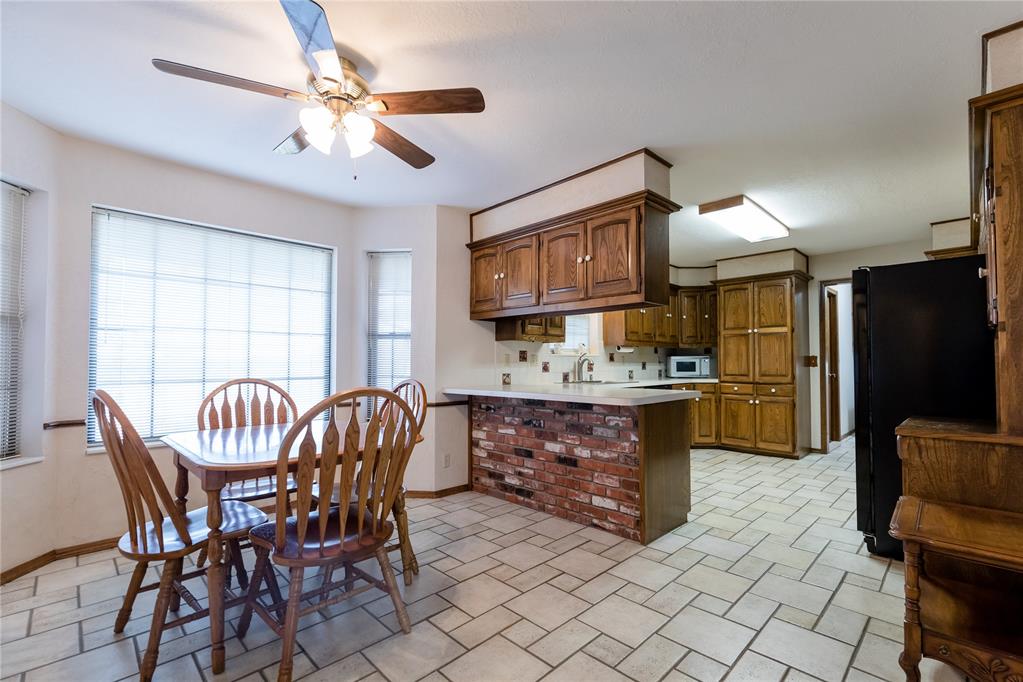 1509 N Temple Street Property Photo 9