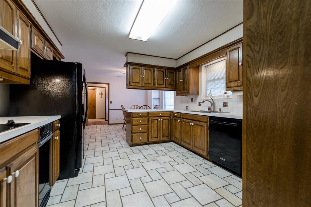 1509 N Temple Street Property Photo 11