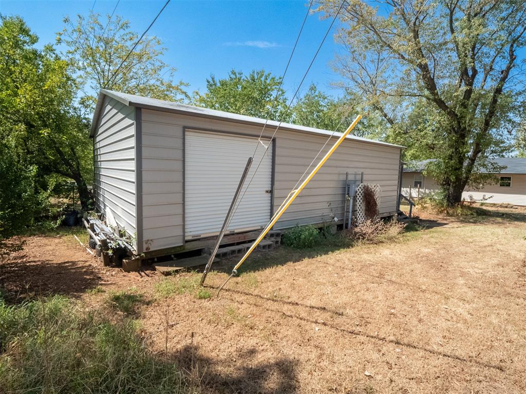 1004 Birch Street Property Photo 15
