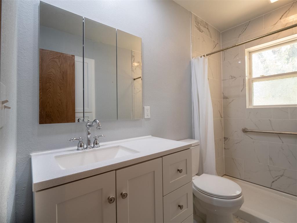 1004 Birch Street Property Photo 21