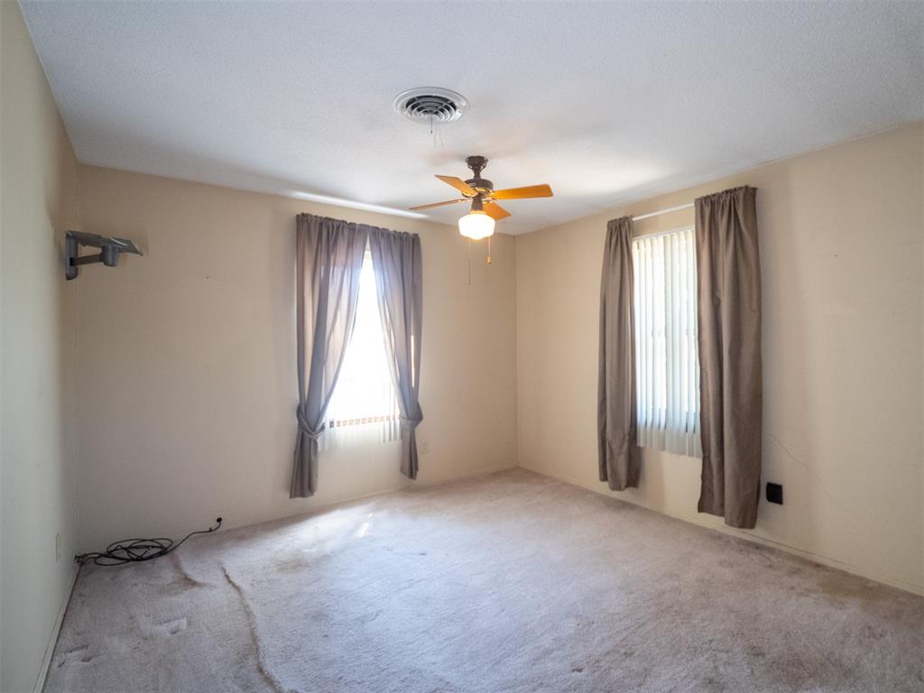 1004 Birch Street Property Photo 26