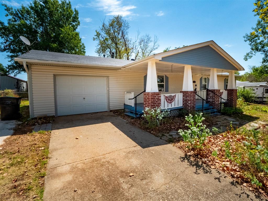 1004 Birch Street Property Photo 34