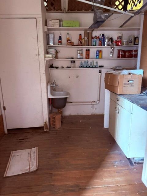 225 E Main Street Property Photo 10