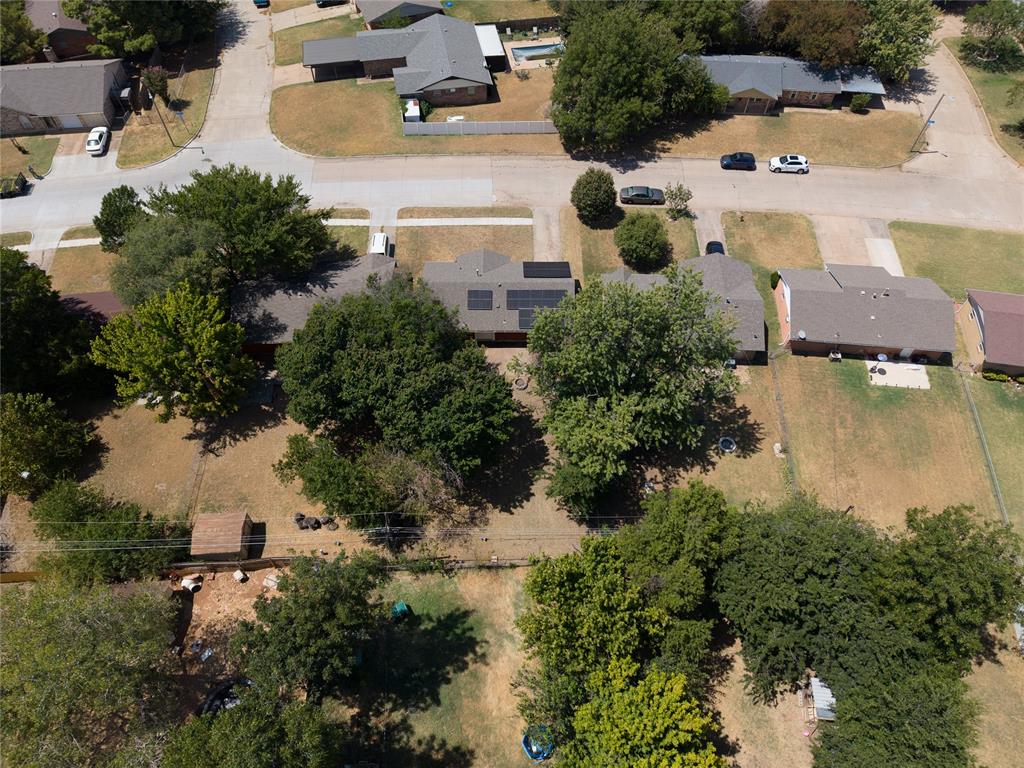 748 N Markwell Avenue Property Photo 2