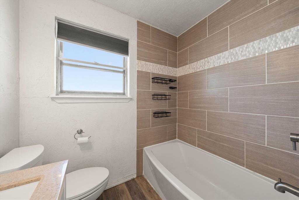 748 N Markwell Avenue Property Photo 23
