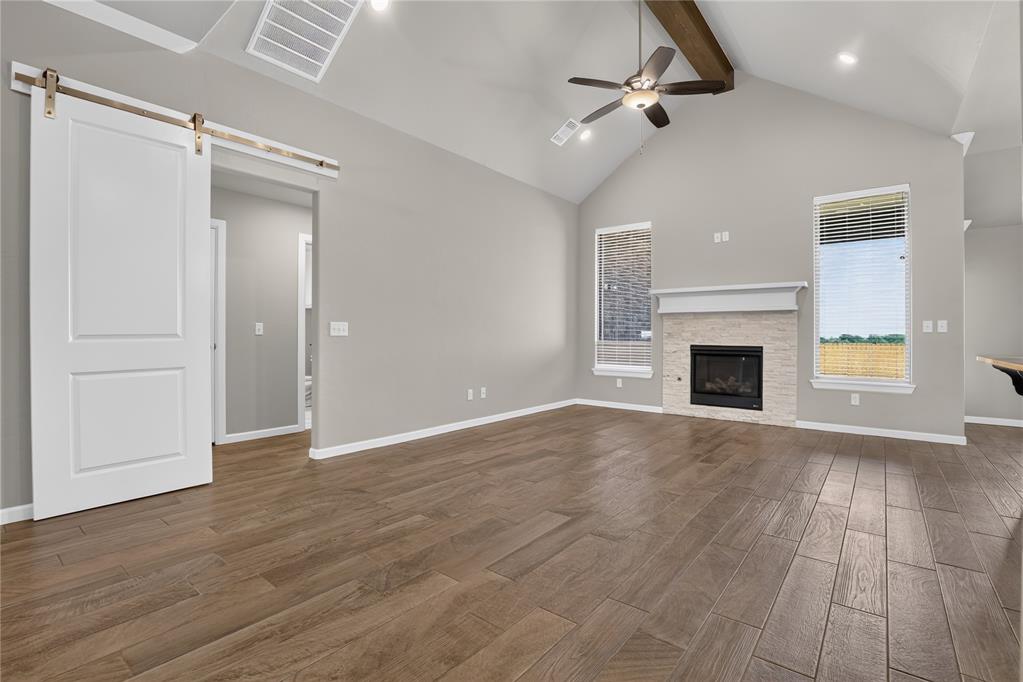 5412 Santa Lucia Drive Property Photo 4