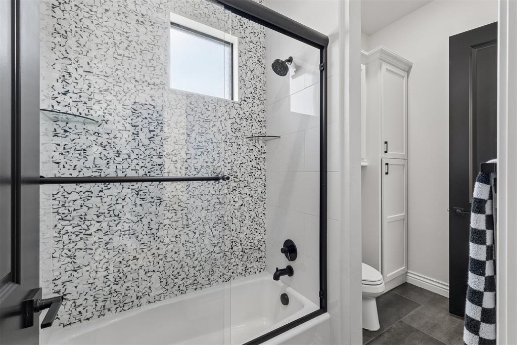 6401 Turnberry Place Property Photo 33