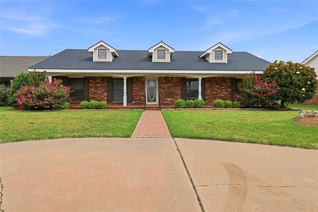 738 N Stadium Drive
