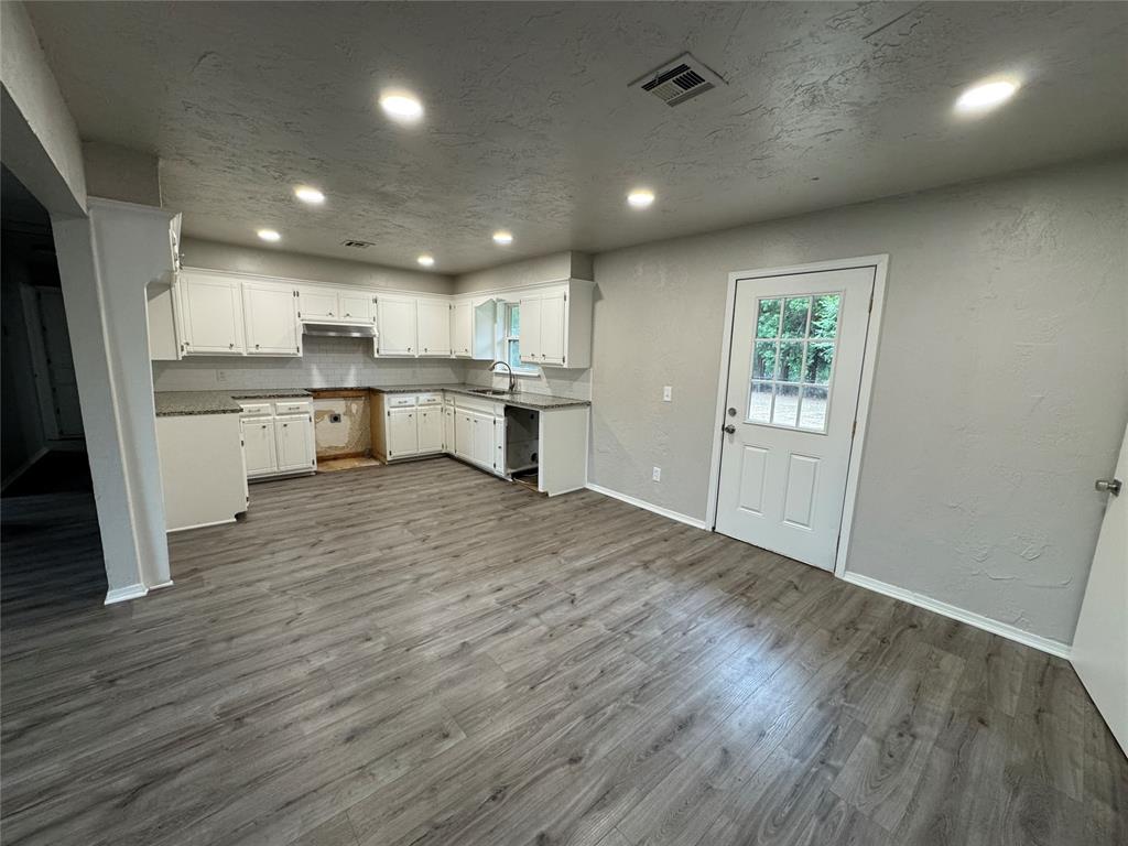 14820 W Funston Drive Property Photo 6