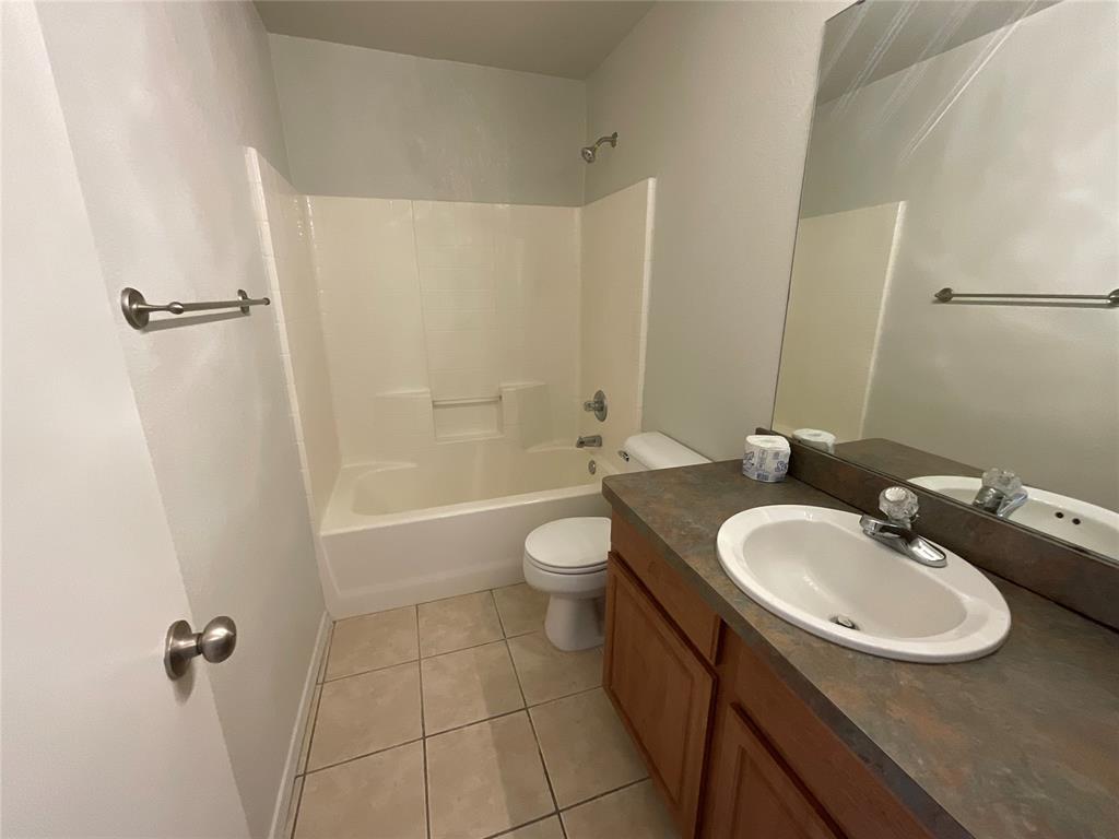 5517 Del Creek Road Property Photo 4