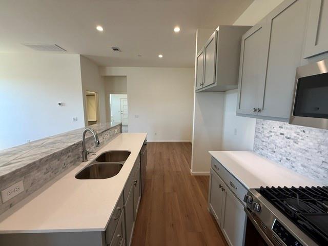 541 Wimbledon Road Property Photo 9