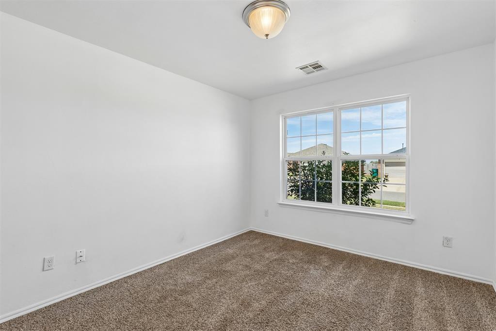 11820 Nw 130th Street Property Photo 25
