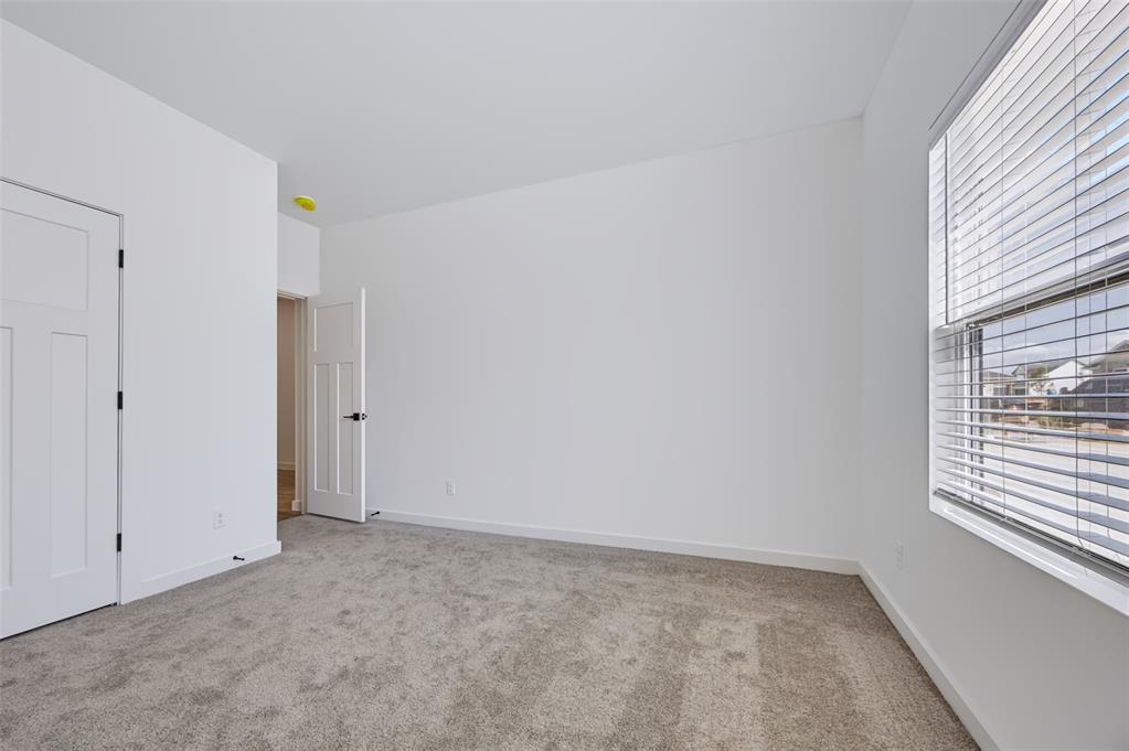 4225 Nw 180th Street Property Photo 28