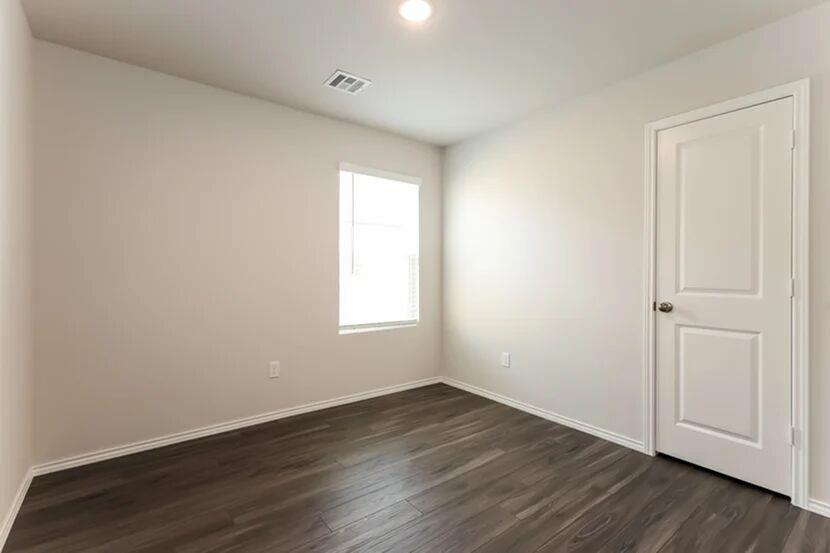 2004 Dogwood Drive Property Photo 13